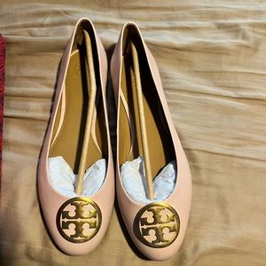 Tory Burch, Benton Flat 8.5, sea shell pink, brand new never worn